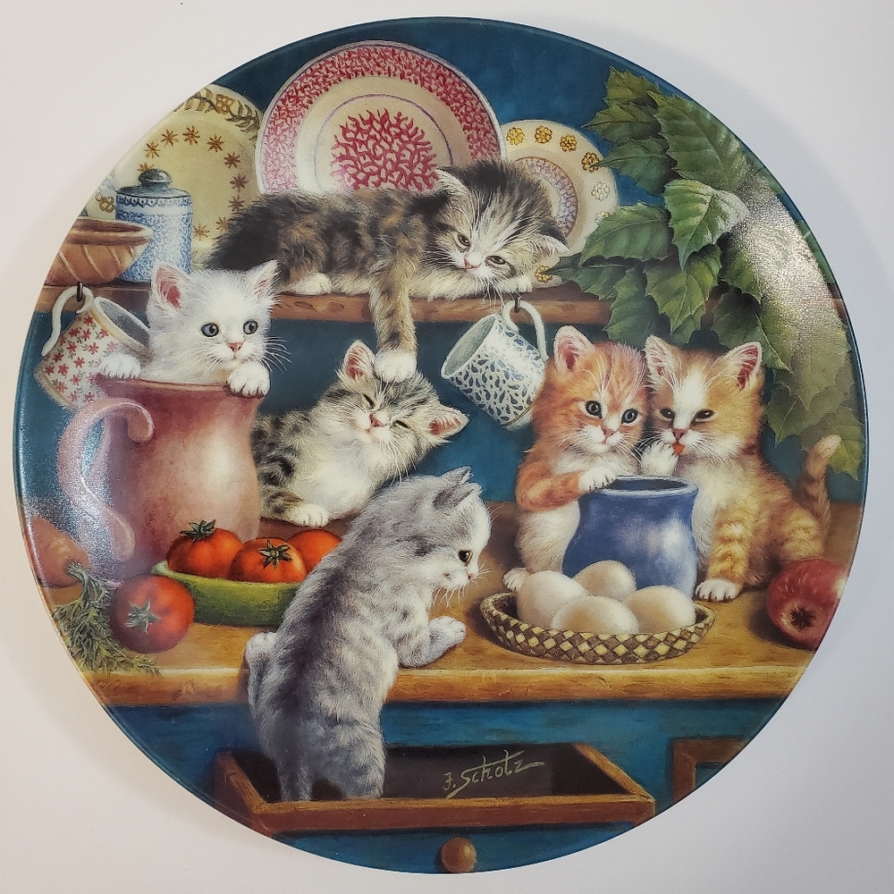 Bradford Exchange kitchen capers cat kitten plate